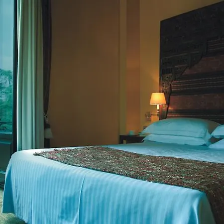 Shg Porro Pirelli Hotel 4*