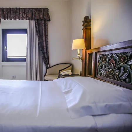 Shg Porro Pirelli Hotel